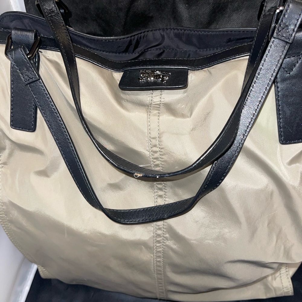 Burberry Tote Authentic - image 3